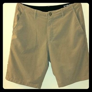 Volcom brand Men's hybrid, Surf & Turf Boardshort